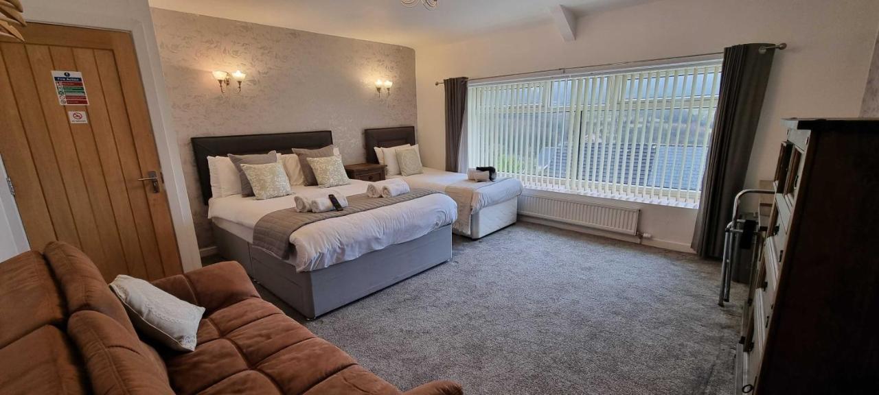 The New Lodge Pontardawe Zewnętrze zdjęcie