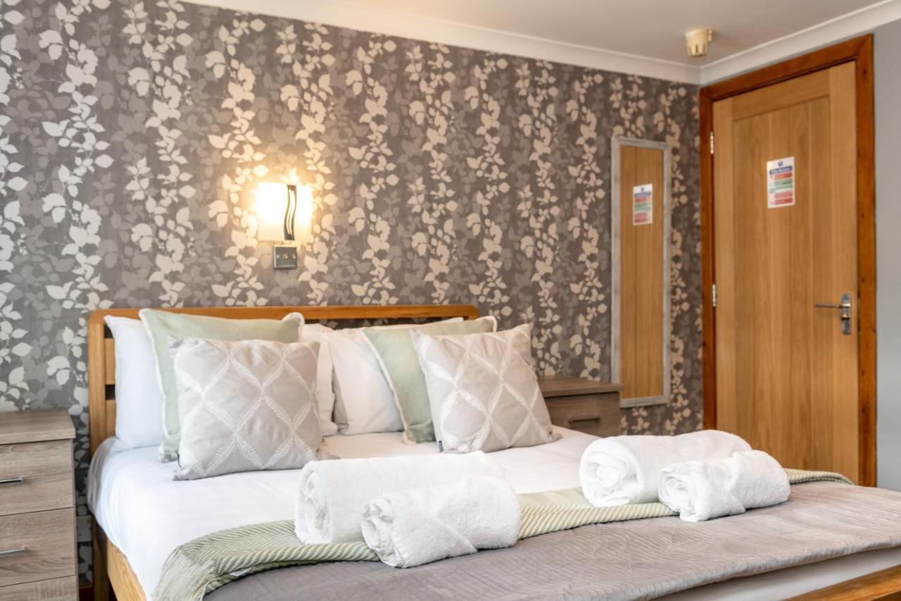 The New Lodge Pontardawe Zewnętrze zdjęcie