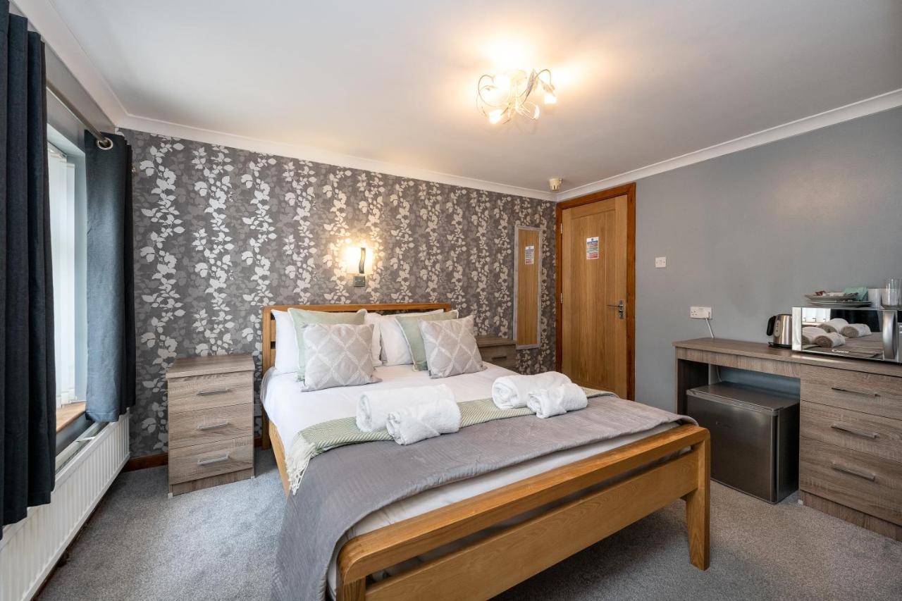 The New Lodge Pontardawe Zewnętrze zdjęcie