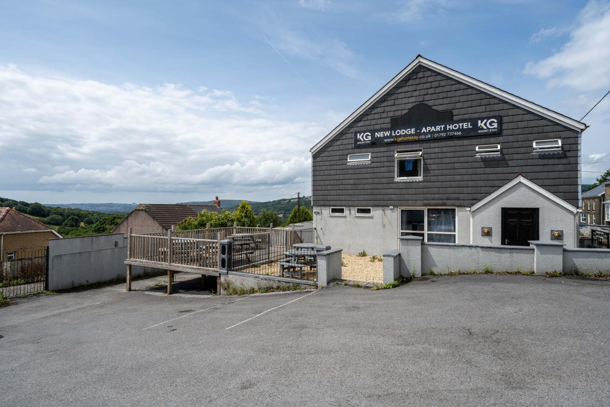The New Lodge Pontardawe Zewnętrze zdjęcie